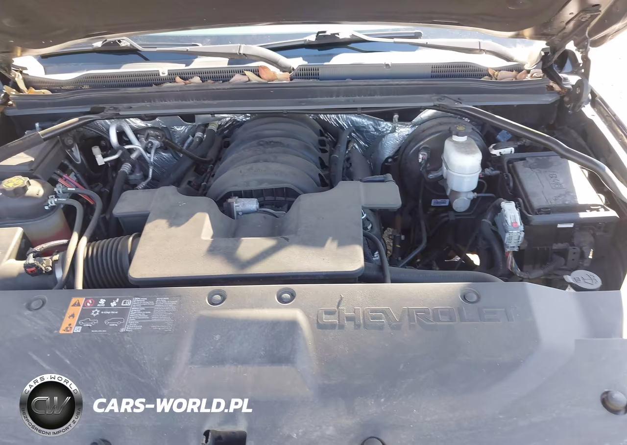 2018 Chevrolet Tahoe Ls VIN:1GNSKAEC5JR131747 - 10