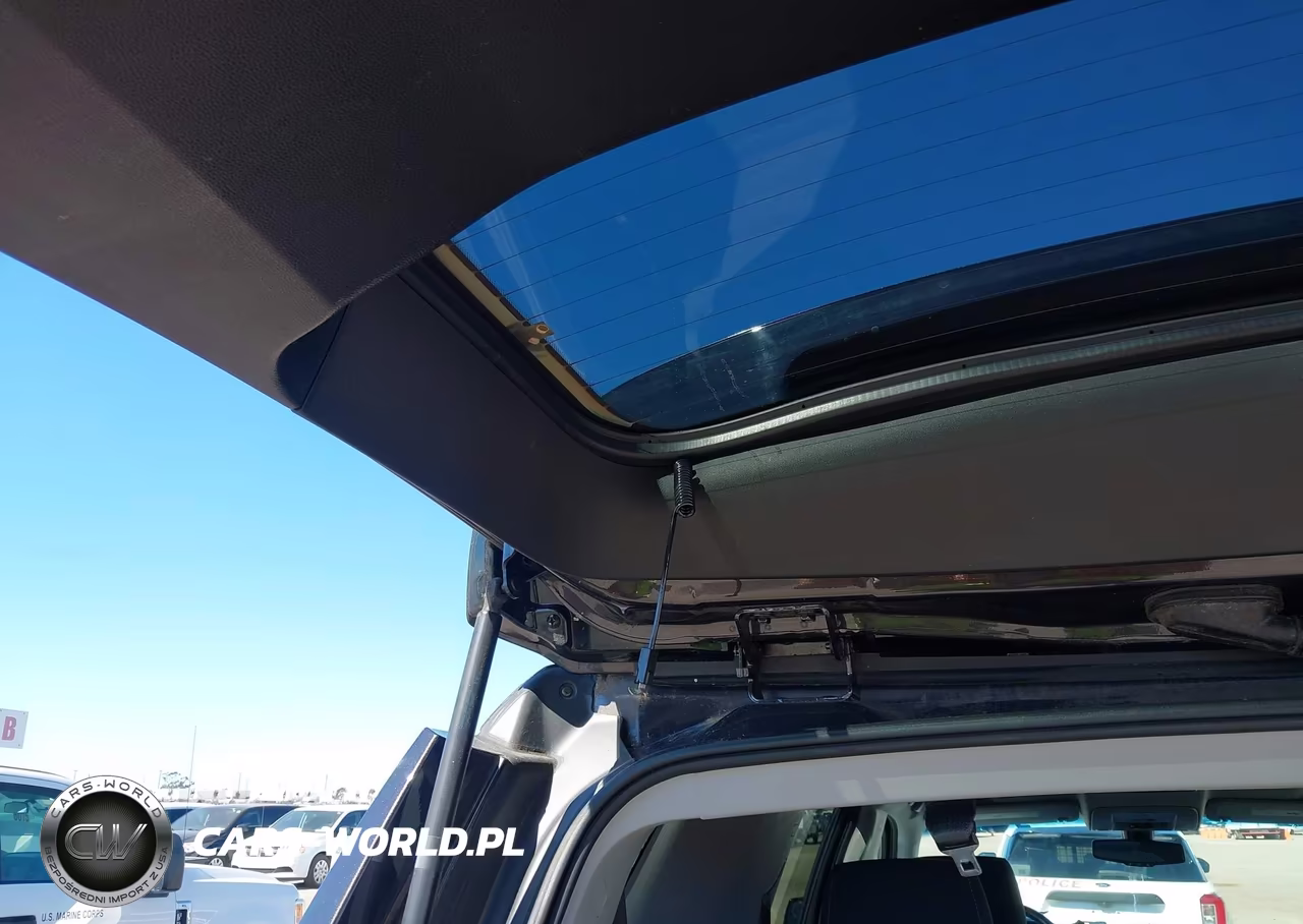 2018 Chevrolet Tahoe Ls VIN:1GNSKAEC5JR131747 - 13