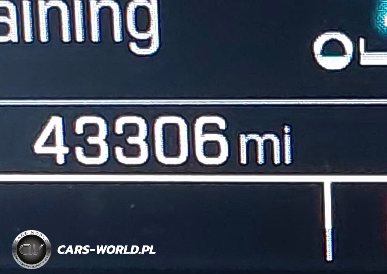 2018 Chevrolet Tahoe Ls VIN:1GNSKAEC5JR131747 - 19