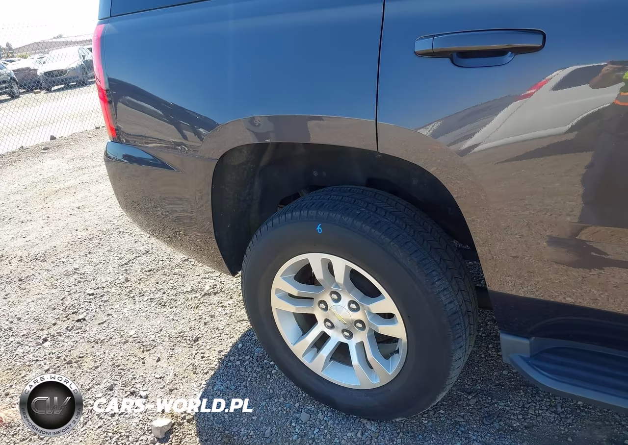 2018 Chevrolet Tahoe Ls VIN:1GNSKAEC5JR131747 - 6