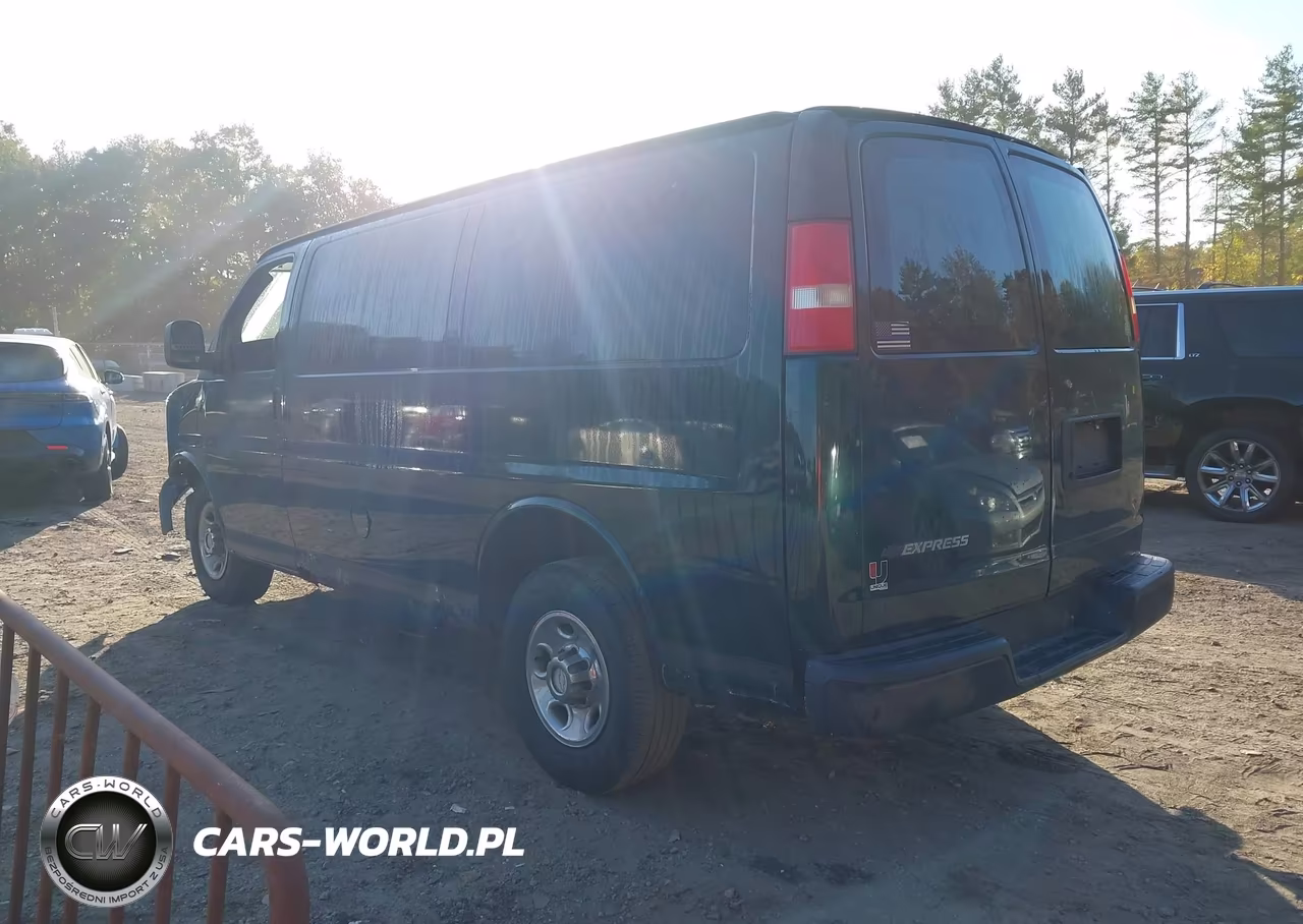 2008 Chevrolet Express Work Van VIN:1GCGG25C081163519 - 3