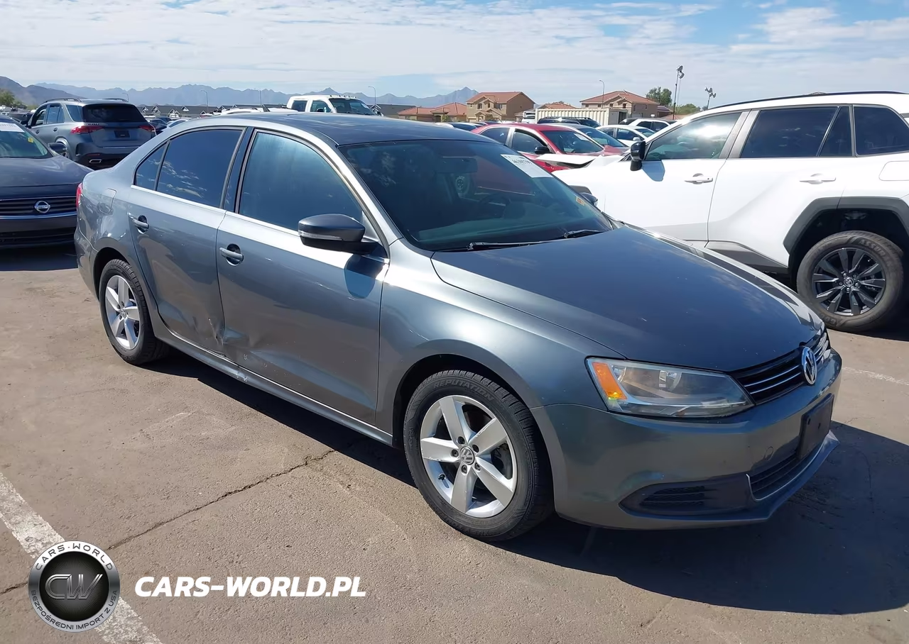 2013 Volkswagen Jetta 2.0L Tdi – zdjęcie 1 z 16