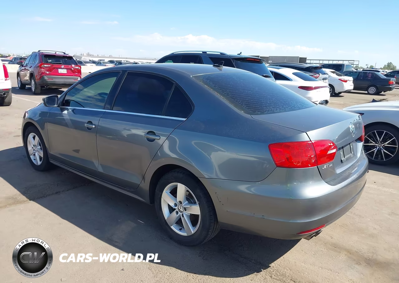 2013 Volkswagen Jetta 2.0L Tdi VIN:3VWLL7AJ0DM405621 - 3