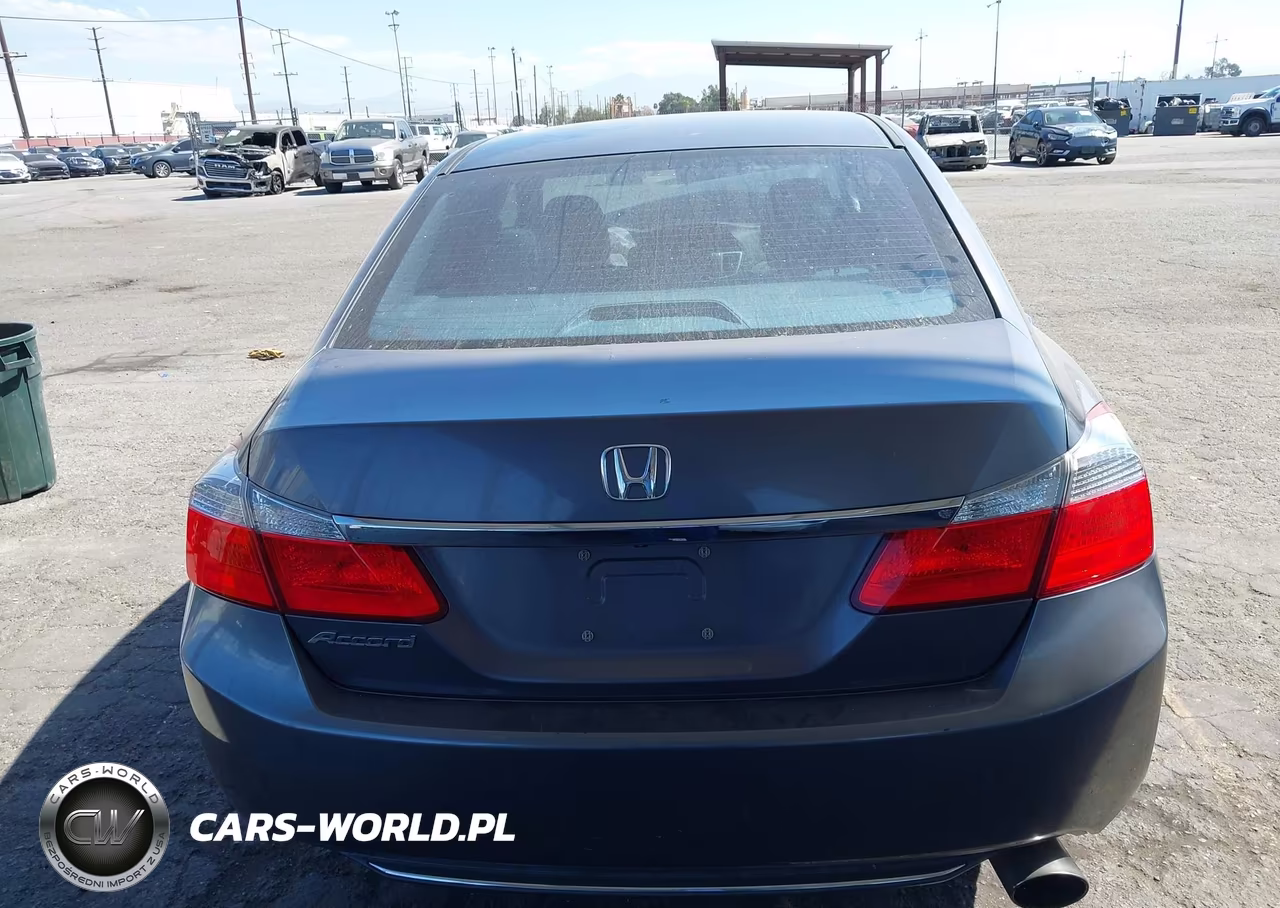 2015 Honda Accord Lx VIN:1HGCR2F3XFA031051 - 17