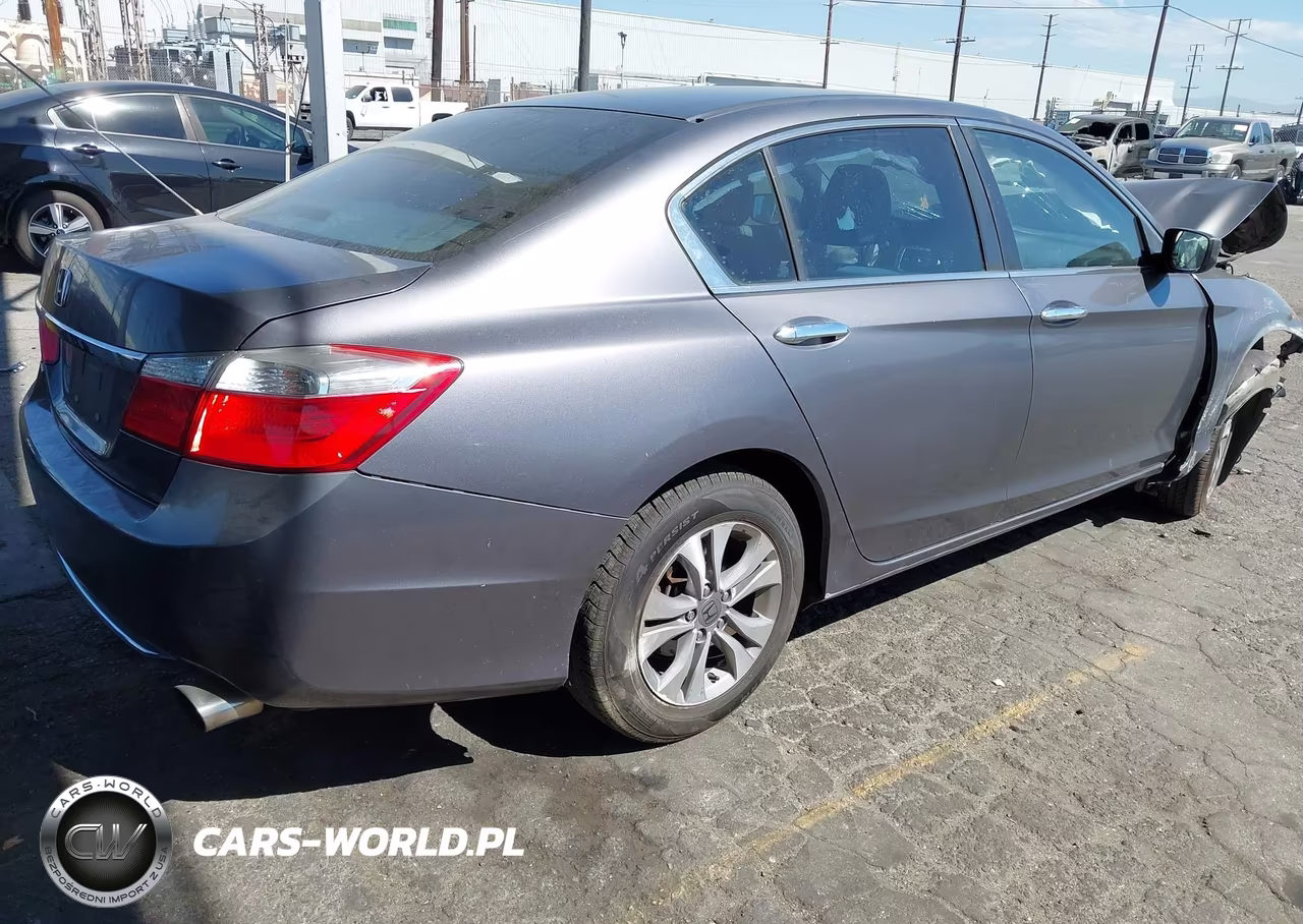 2015 Honda Accord Lx VIN:1HGCR2F3XFA031051 - 4
