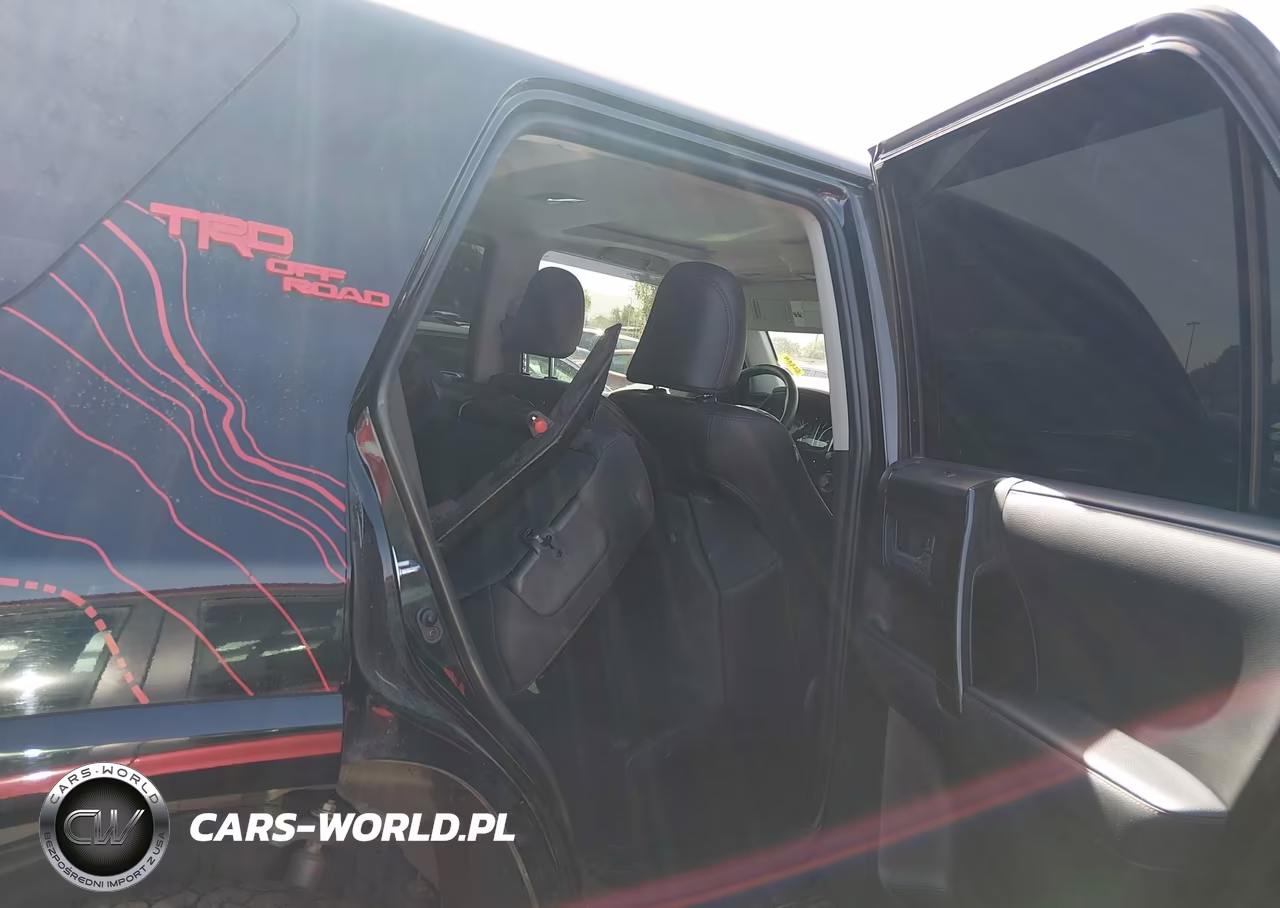 2021 Toyota 4Runner Trd Off Road Premium VIN:JTERU5JR8M5869729 - 8