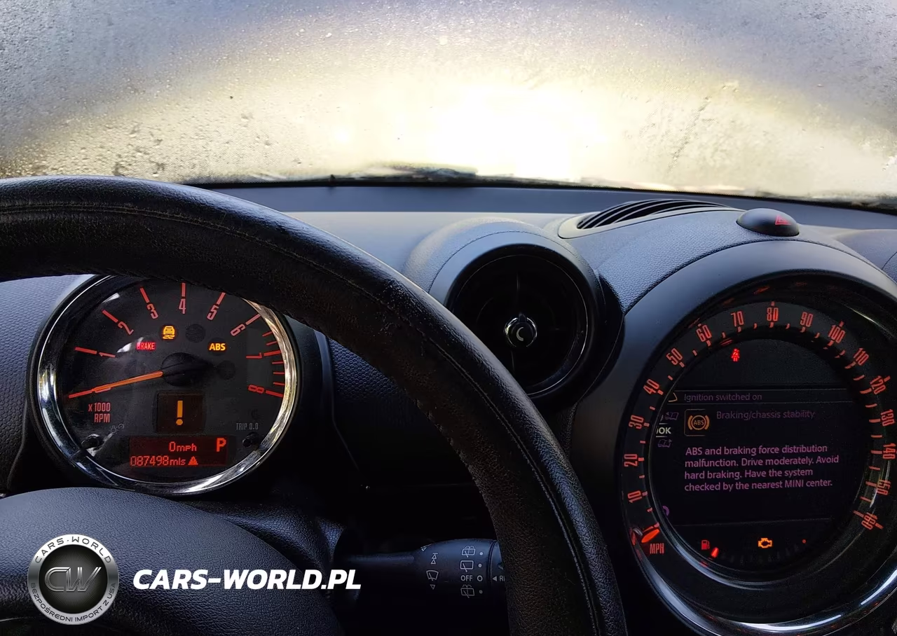 2015 Mini Paceman Cooper VIN:WMWSS1C5XFWN95183 - 7