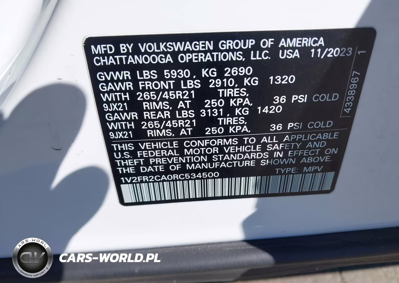 2024 Volkswagen Atlas 2.0T Sel Premium R-Line VIN:1V2FR2CA0RC534500 - 9