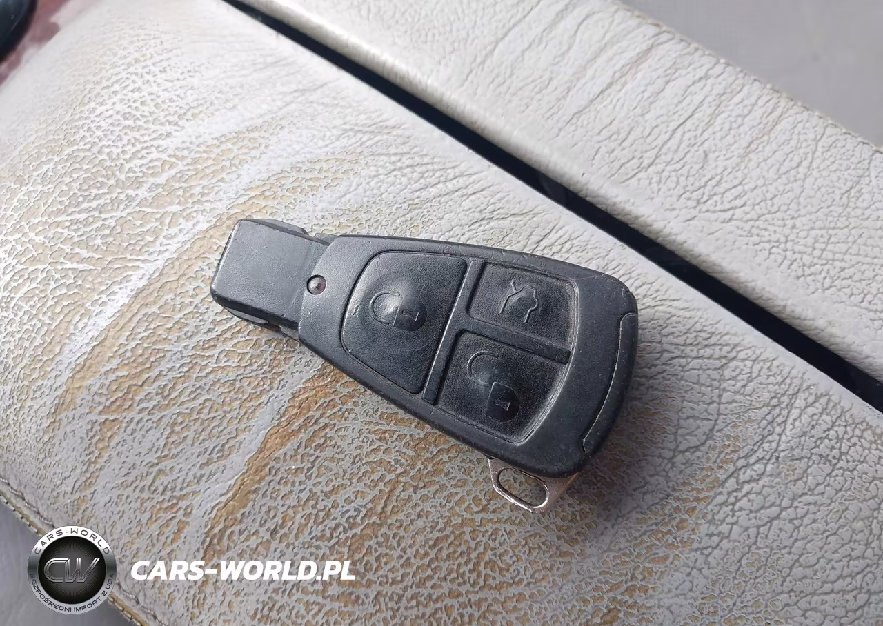 2000 Mercedes-Benz S 430 VIN:WDBNG70JXYA069964 - 11
