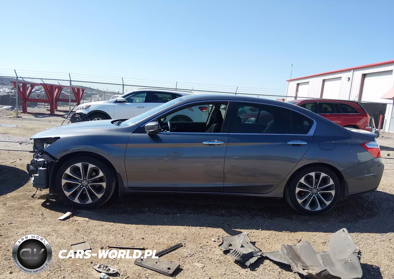 2015 Honda Accord Sport VIN:1HGCR2F55FA090753 - 15