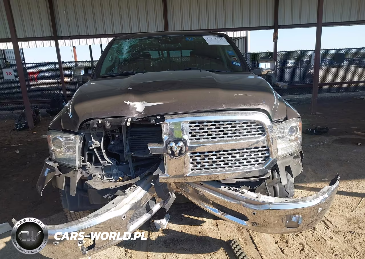 2018 Ram 1500 Laramie 4X2 5'7 Box VIN:1C6RR6NMXJS248233 - 12