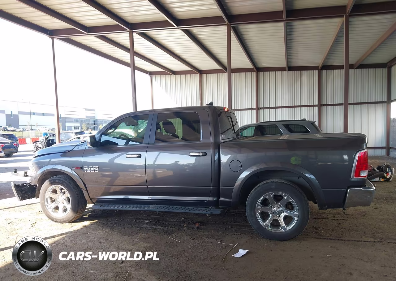 2018 Ram 1500 Laramie 4X2 5'7 Box VIN:1C6RR6NMXJS248233 - 14