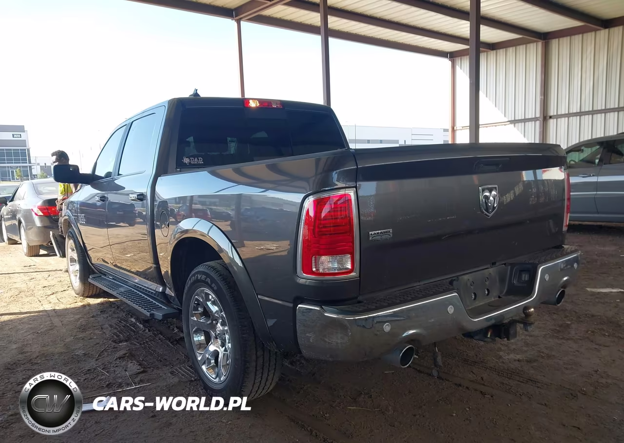 2018 Ram 1500 Laramie 4X2 5'7 Box VIN:1C6RR6NMXJS248233 - 3
