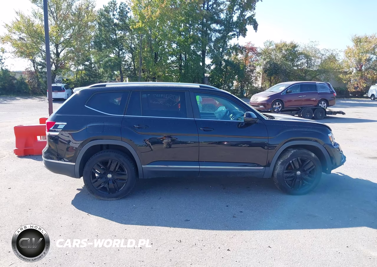2018 Volkswagen Atlas 3.6L V6 Sel VIN:1V2ER2CA6JC594118 - 13