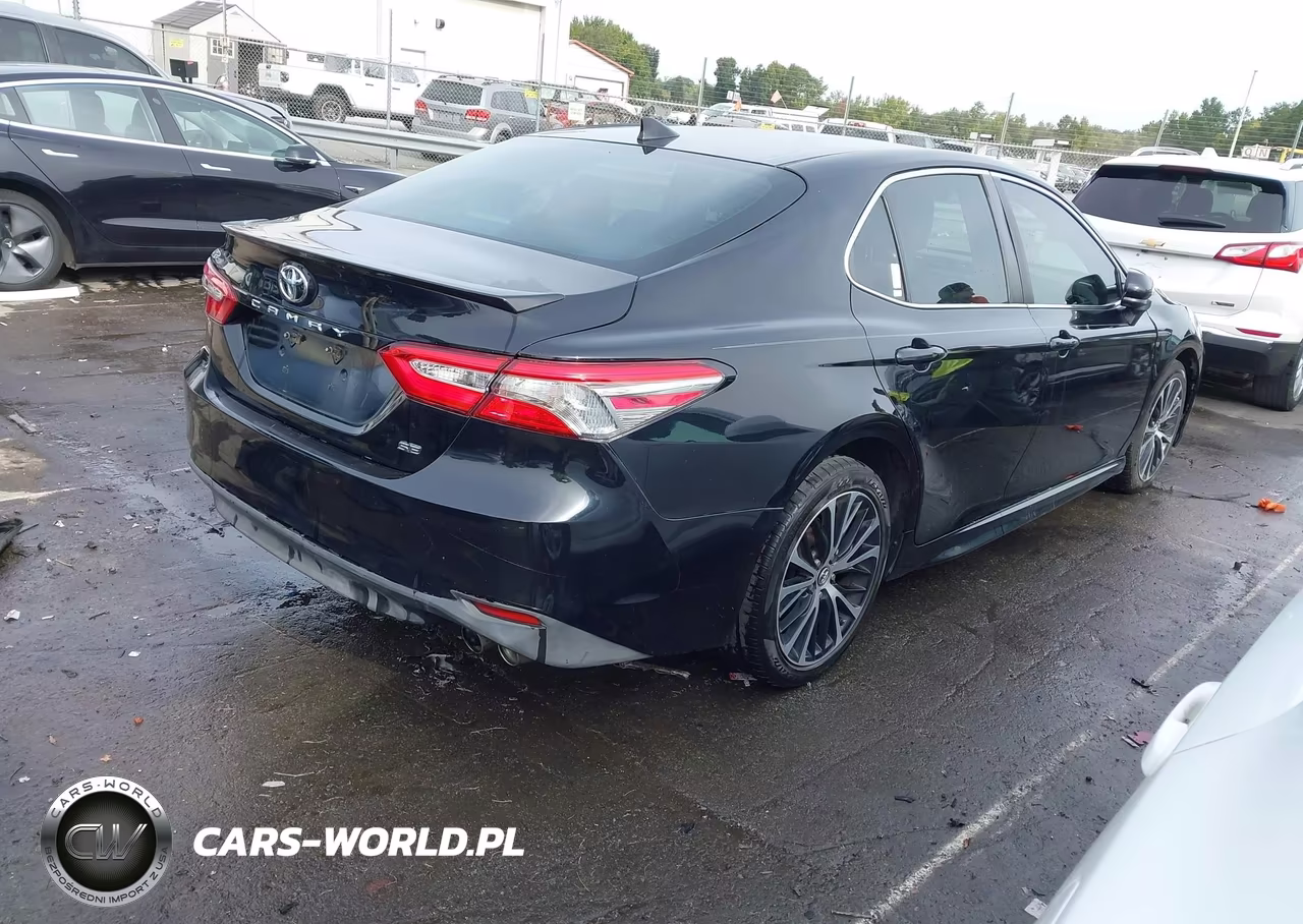 2019 Toyota Camry Se VIN:4T1B11HK5KU794471 - 4