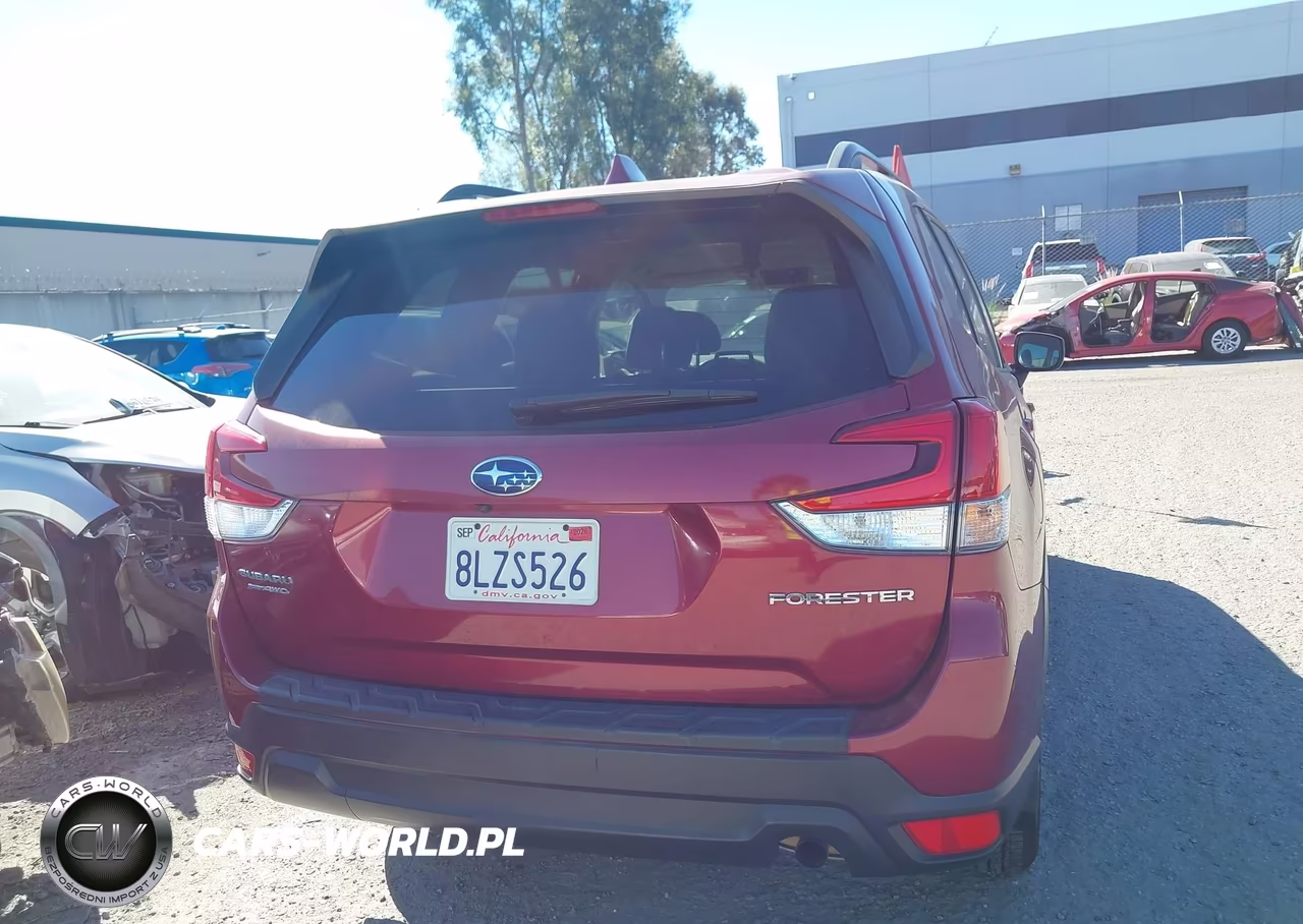 2019 Subaru Forester Premium VIN:JF2SKAEC8KH594743 - 16
