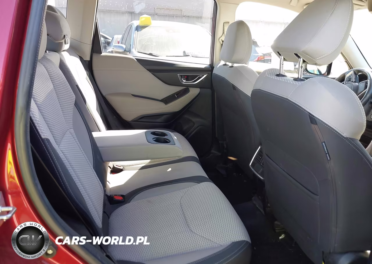 2019 Subaru Forester Premium VIN:JF2SKAEC8KH594743 - 8