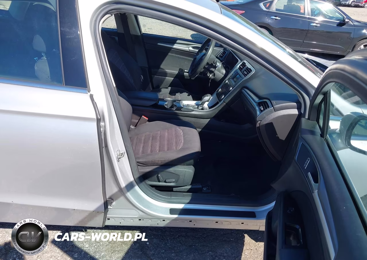 2016 Ford Fusion Se VIN:3FA6P0HD6GR105901 - 5