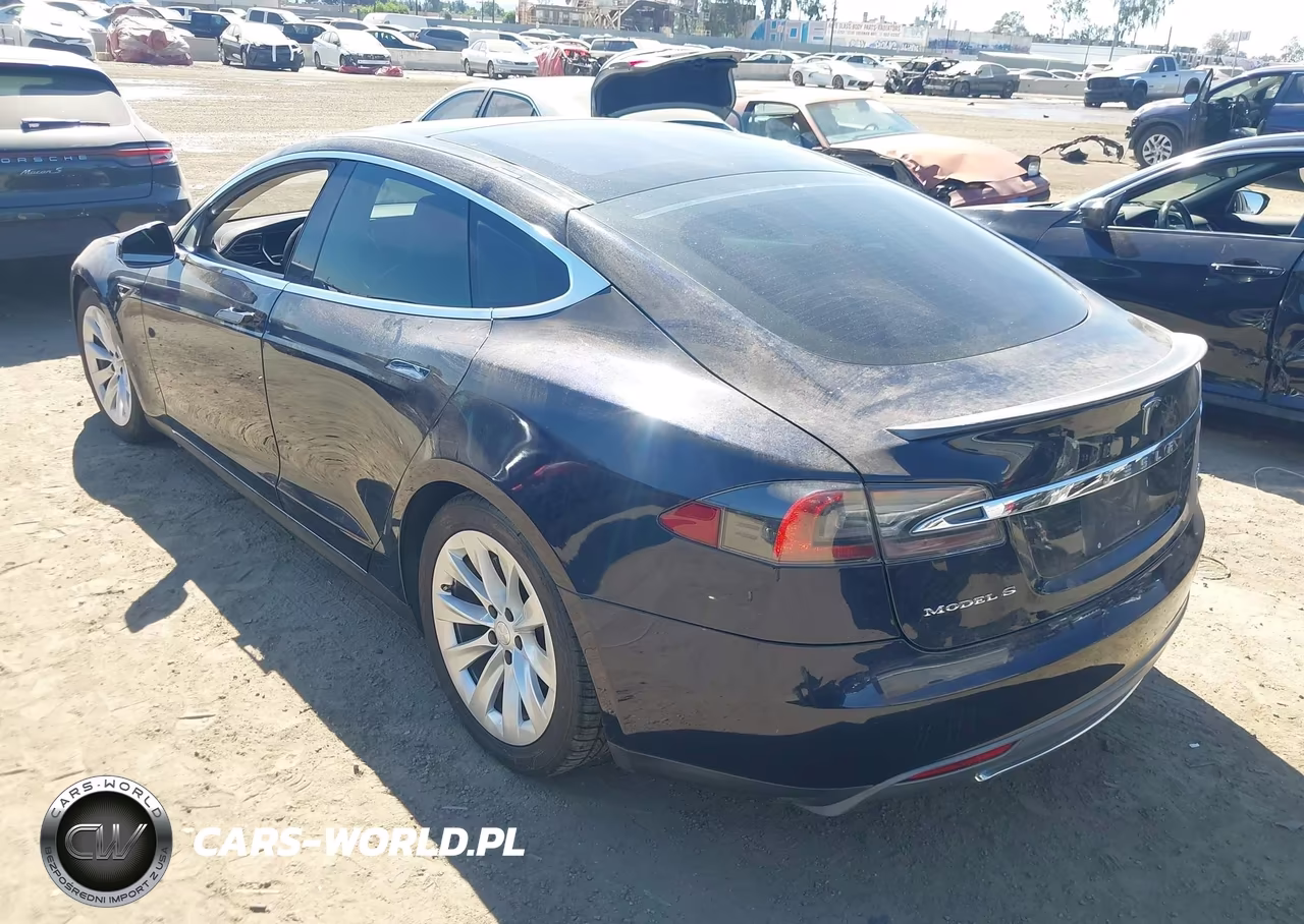 2013 Tesla Model S Performance VIN:5YJSA1CP1DFP13761 - 3