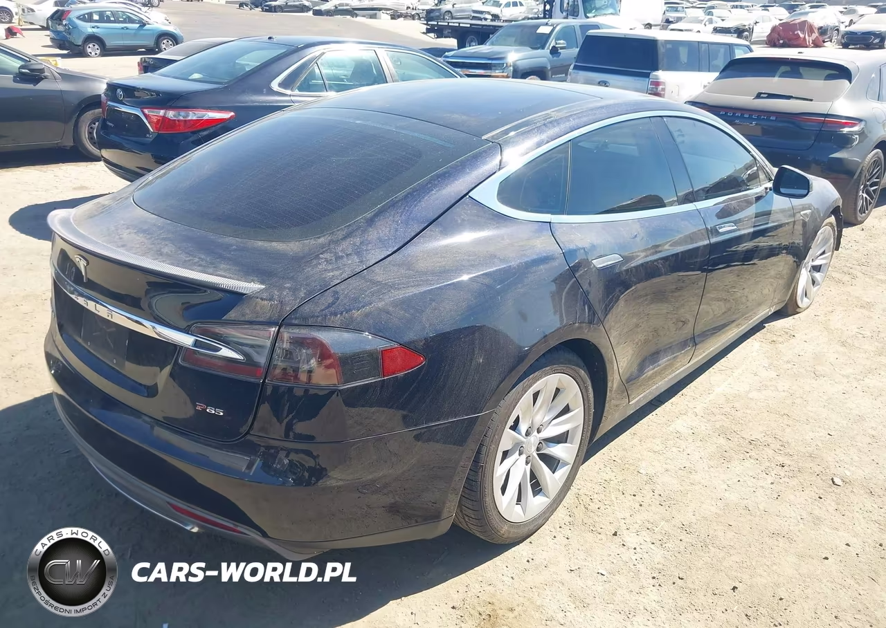 2013 Tesla Model S Performance VIN:5YJSA1CP1DFP13761 - 4