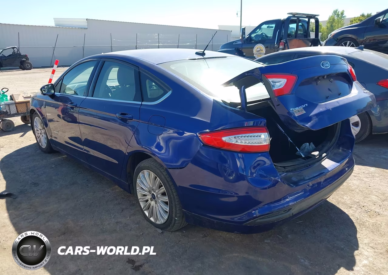 2016 Ford Fusion Hybrid Se VIN:3FA6P0LU5GR318457 - 3