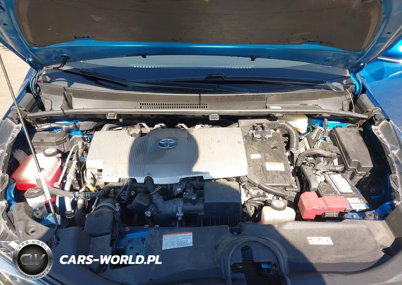 2020 Toyota Prius Le VIN:JTDKARFU8L3117218 - 10