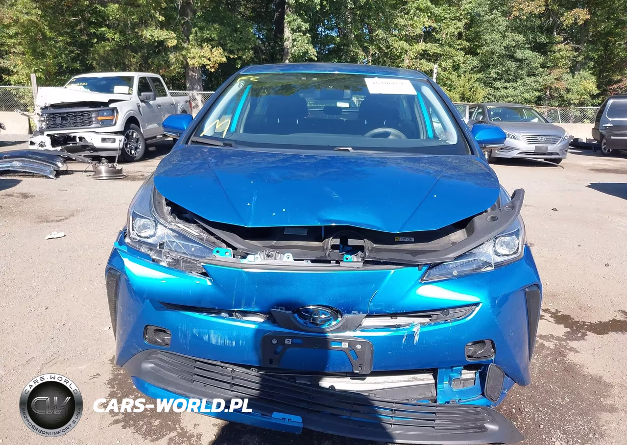 2020 Toyota Prius Le VIN:JTDKARFU8L3117218 - 12