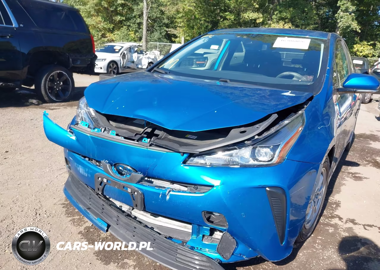 2020 Toyota Prius Le VIN:JTDKARFU8L3117218 - 6