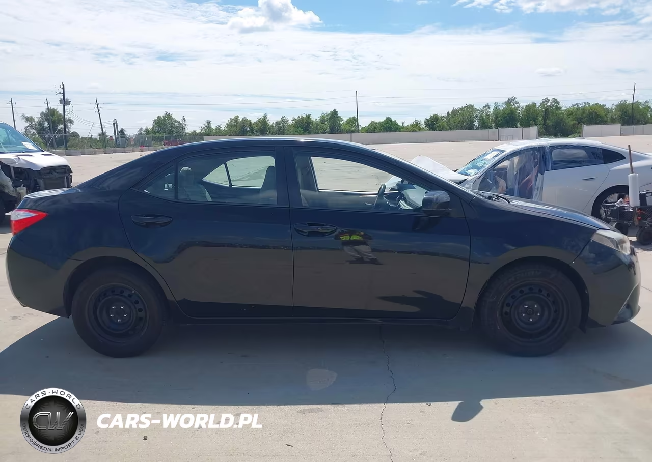 2015 Toyota Corolla Le VIN:5YFBURHE6FP320648 - 13