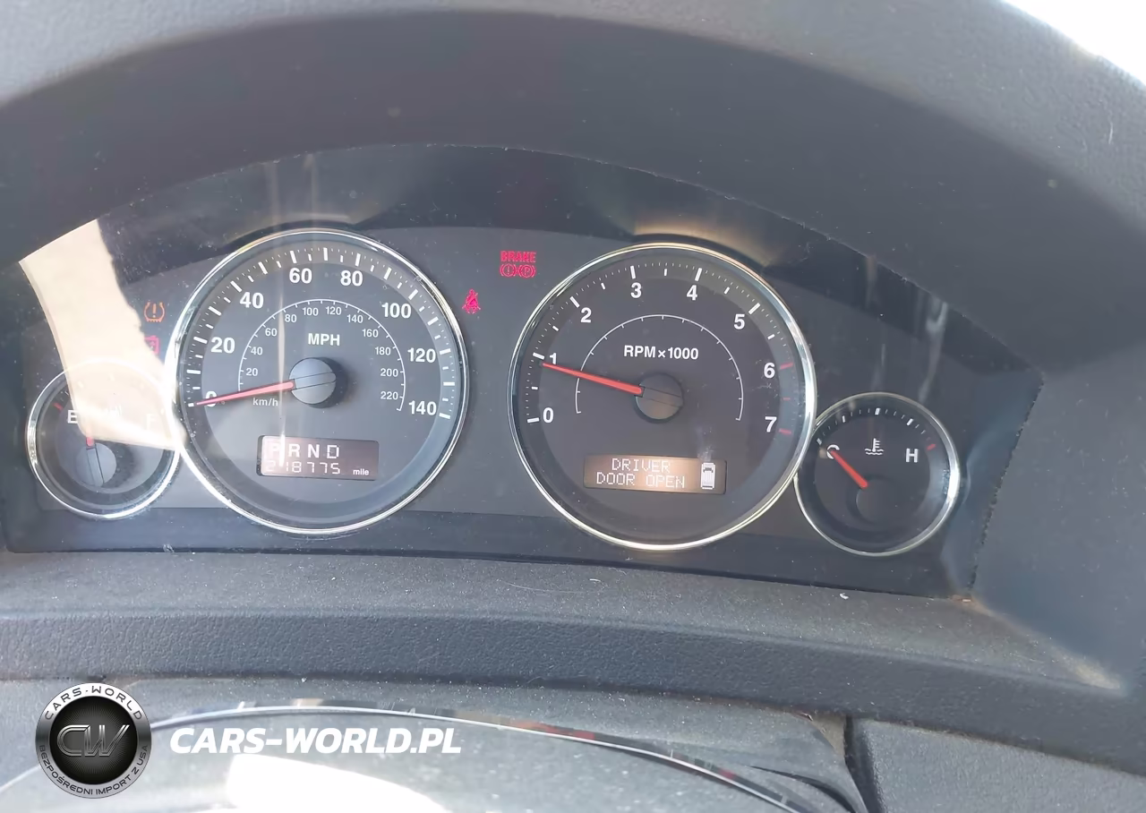 2008 Jeep Grand Cherokee Laredo VIN:1J8GR48K38C168199 - 7