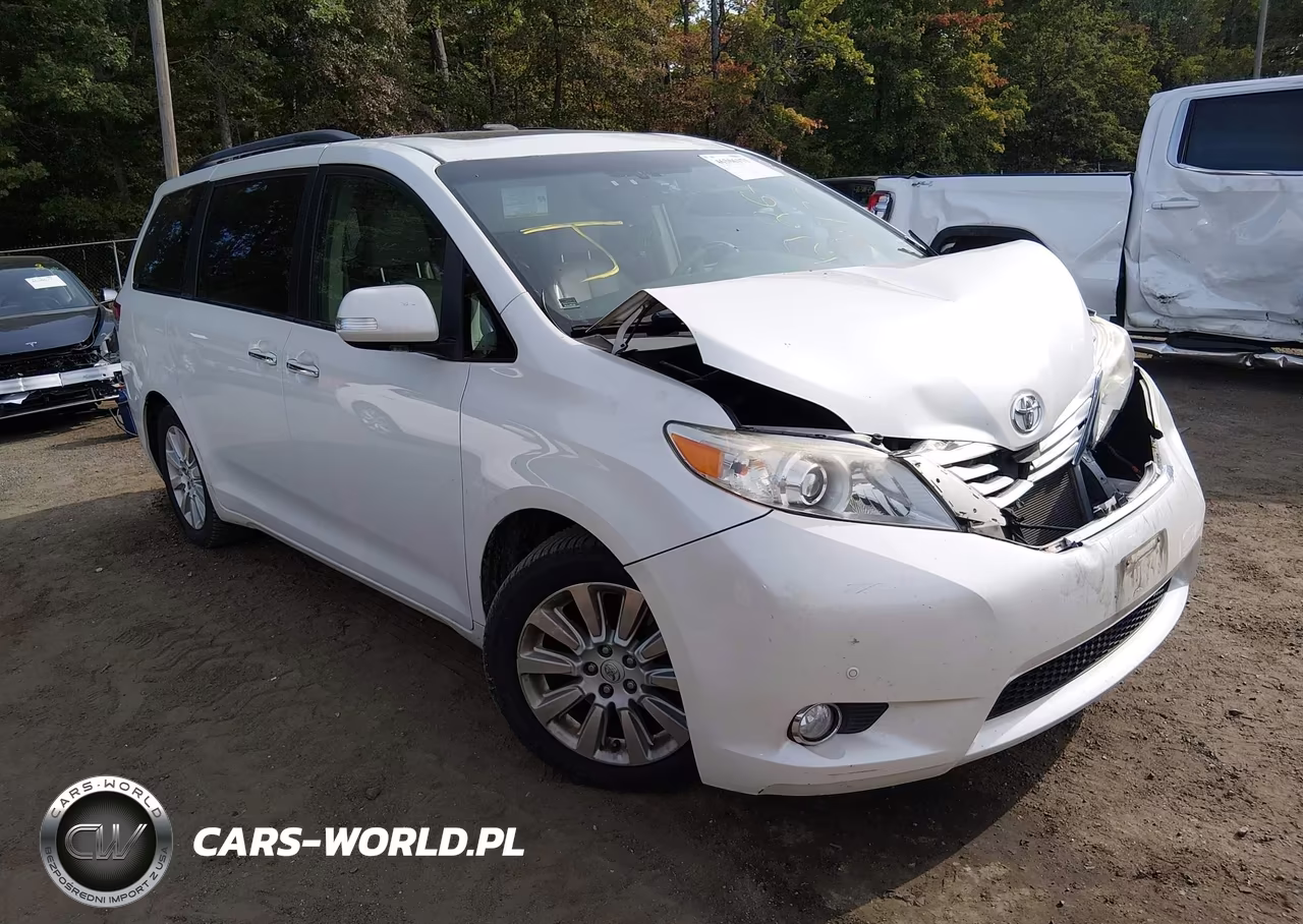 2014 Toyota Sienna Limited V6 7 Passenger