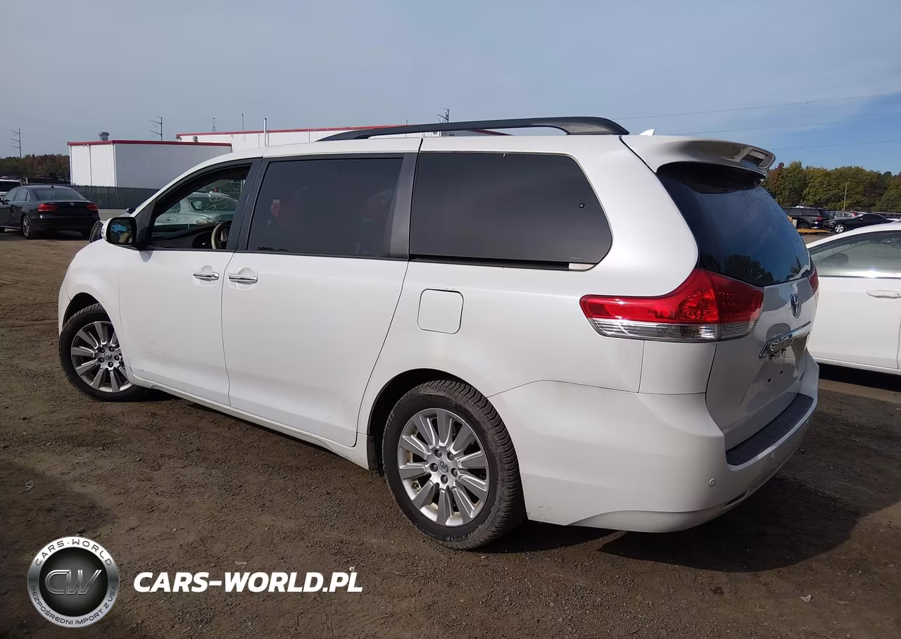 2014 Toyota Sienna Limited V6 7 Passenger VIN:5TDYK3DC9ES427927 - 3