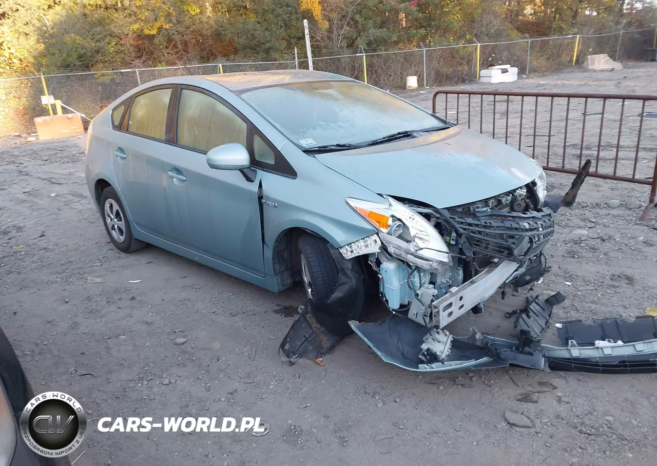 2014 Toyota Prius Three