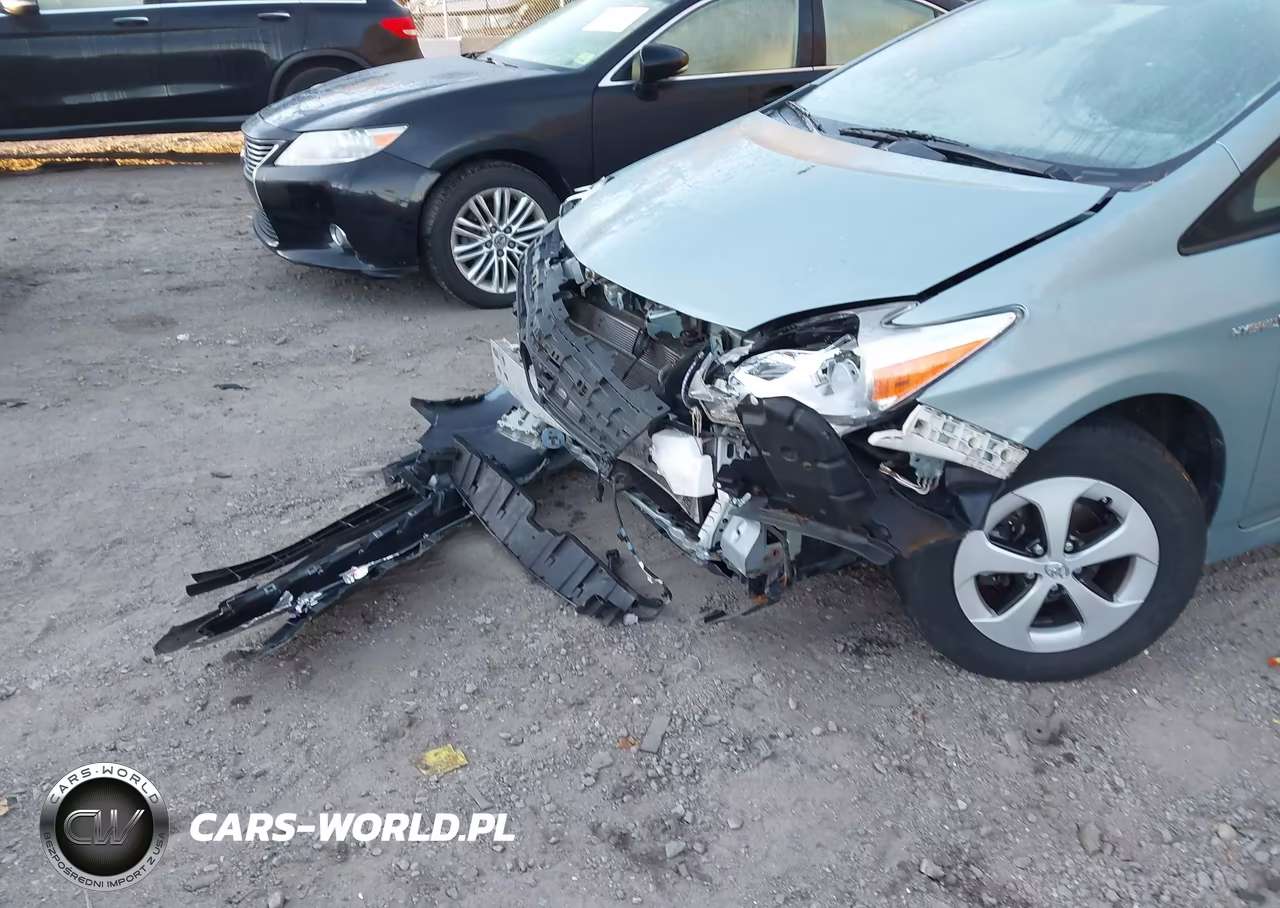 2014 Toyota Prius Three VIN:JTDKN3DU1E1834126 - 6