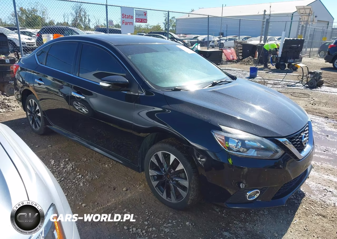 2019 Nissan Sentra Sr – zdjęcie 1 z 11
