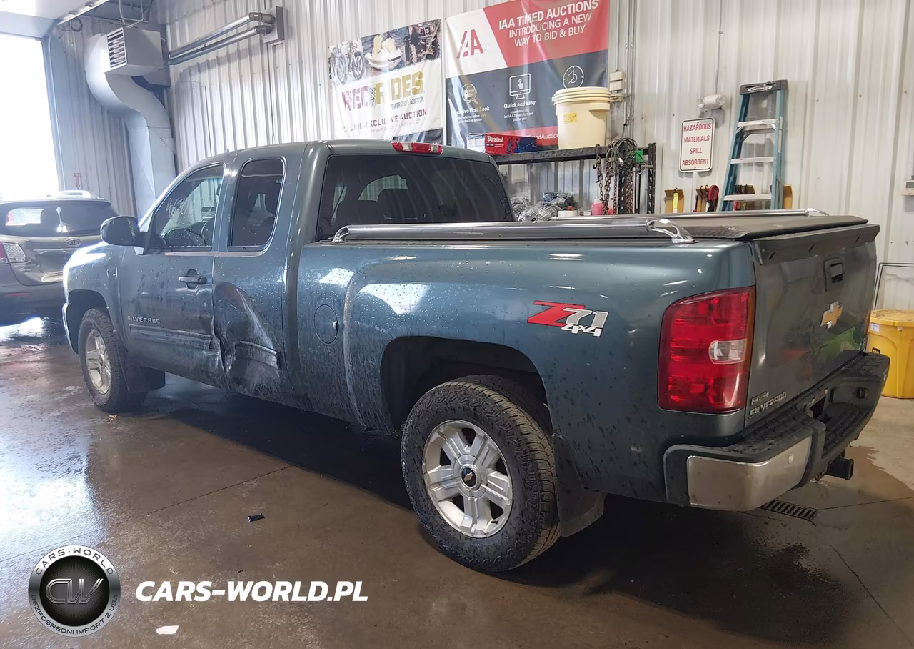 2010 Chevrolet Silverado 1500 Lt VIN:1GCSKSE37AZ106377 - 3