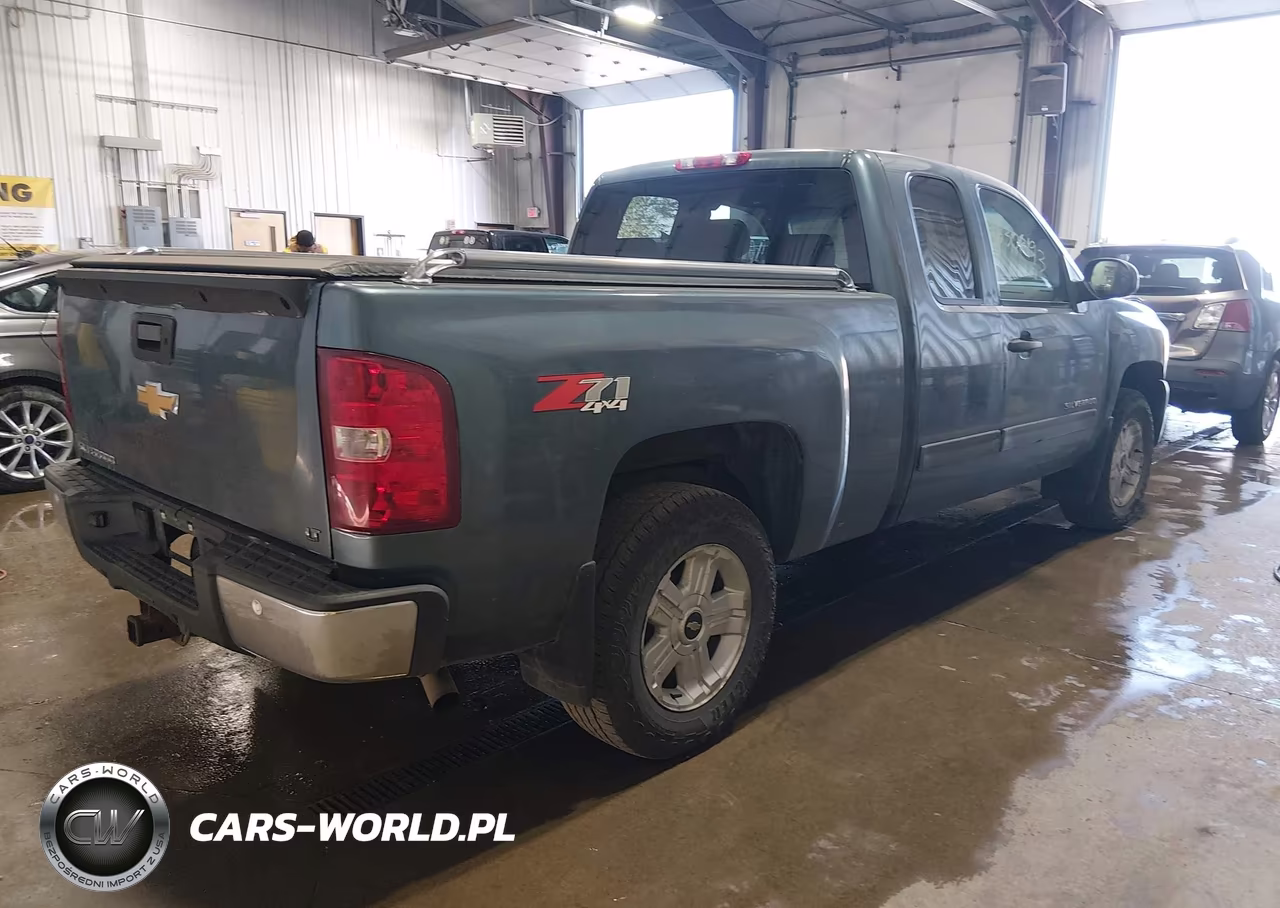 2010 Chevrolet Silverado 1500 Lt VIN:1GCSKSE37AZ106377 - 4