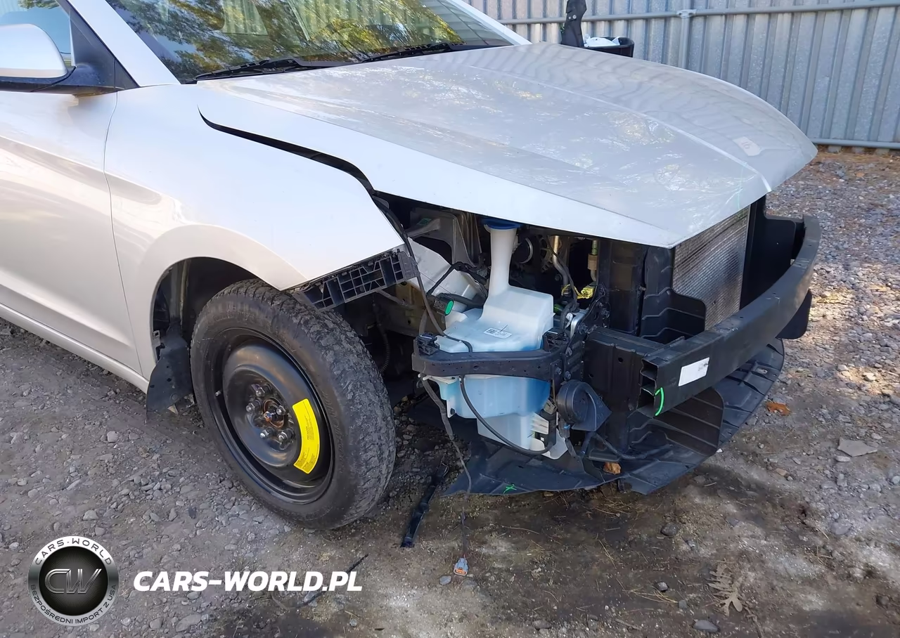 2020 Hyundai Elantra Sel VIN:5NPD84LF0LH534284 - 17