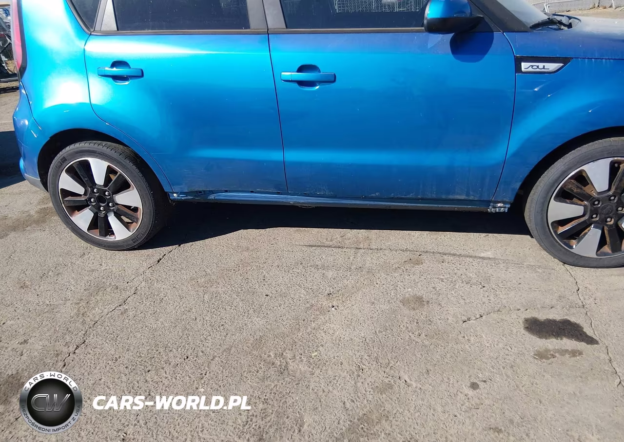 2016 Kia Soul + VIN:KNDJP3A55G7299188 - 12