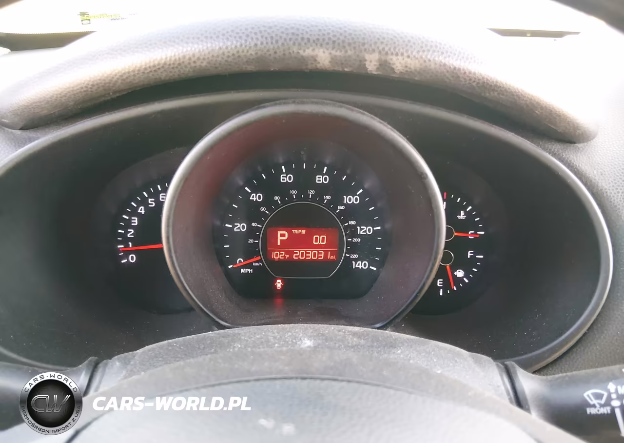 2016 Kia Soul + VIN:KNDJP3A55G7299188 - 7