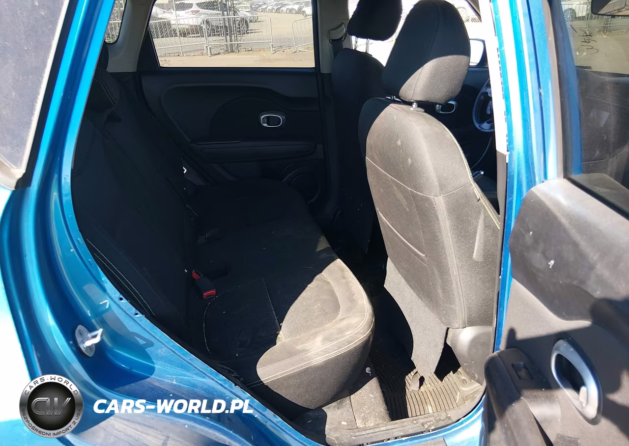 2016 Kia Soul + VIN:KNDJP3A55G7299188 - 8