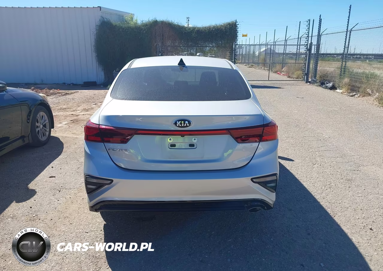 2021 Kia Forte Lxs VIN:3KPF24AD8ME398746 - 17