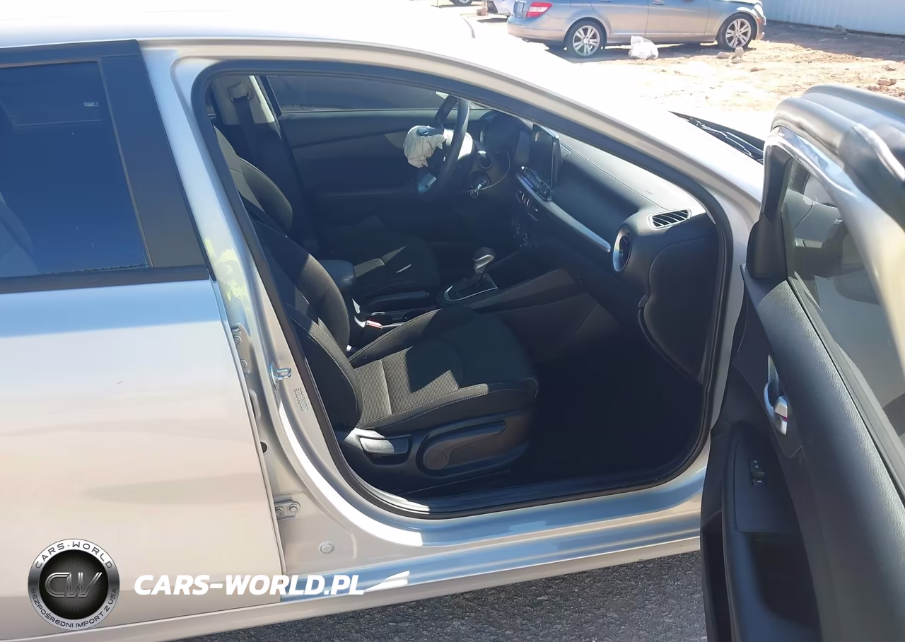 2021 Kia Forte Lxs VIN:3KPF24AD8ME398746 - 5