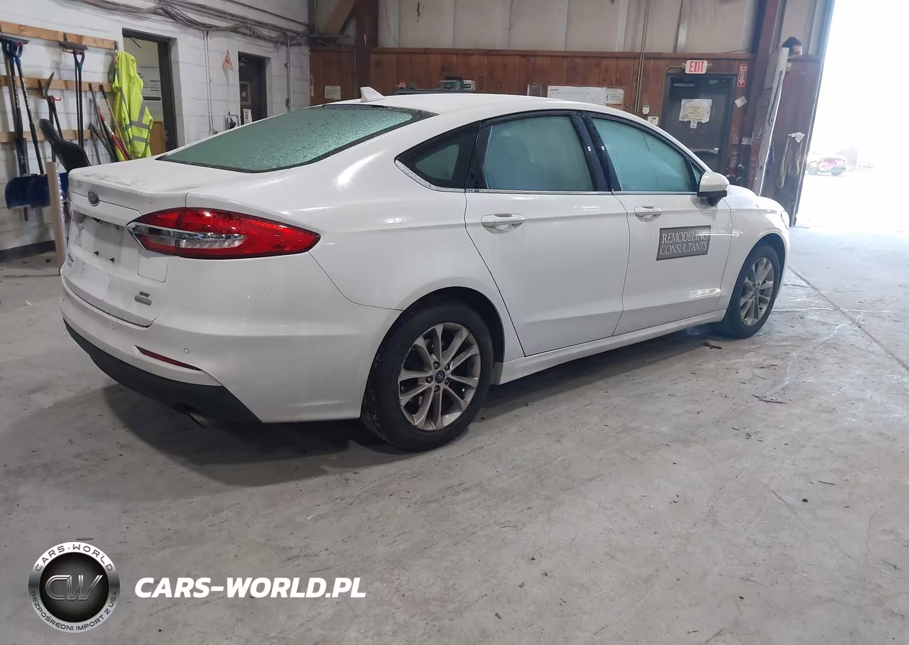 2019 Ford Fusion Se VIN:3FA6P0HD4KR279345 - 4