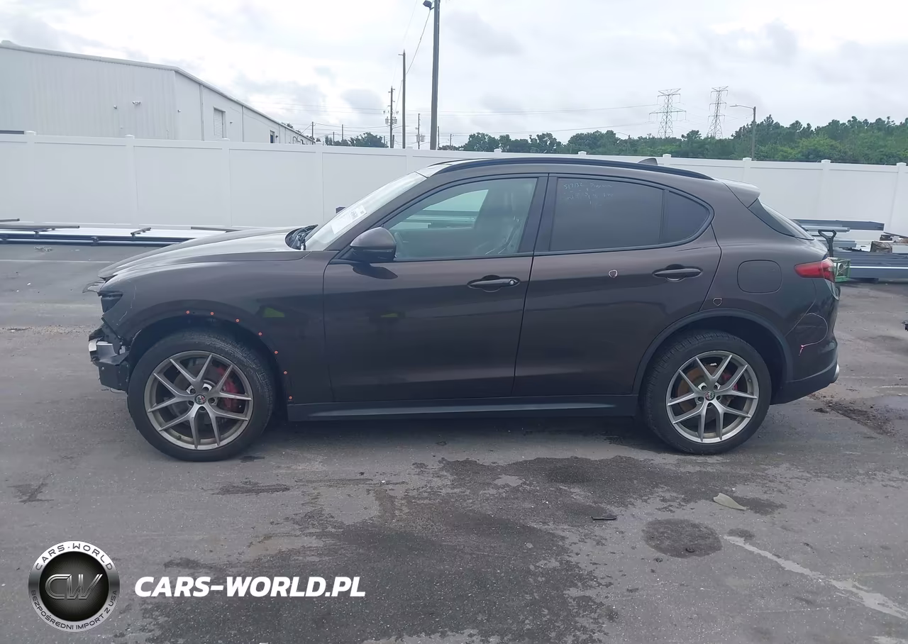2018 Alfa Romeo Stelvio Ti Sport Awd VIN:ZASFAKNN2J7B72943 - 15