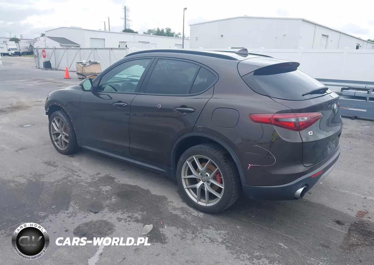 2018 Alfa Romeo Stelvio Ti Sport Awd VIN:ZASFAKNN2J7B72943 - 3