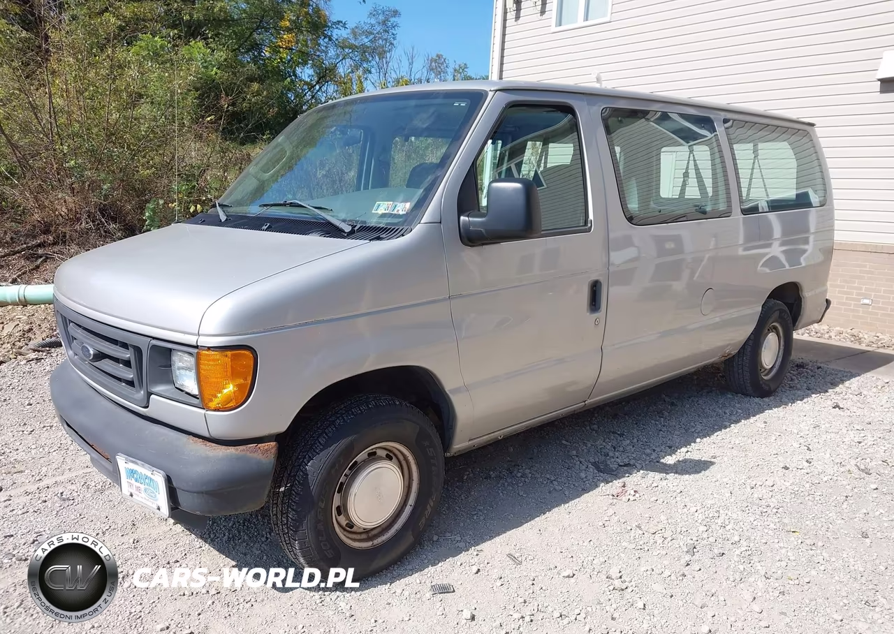 2003 Ford E-150 Chateau-Xl-Xlt VIN:1FMRE11283HB93742 - 2
