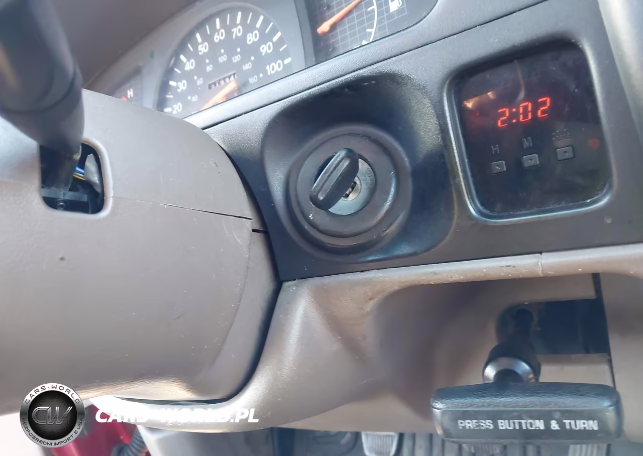 1995 Toyota Tacoma VIN:4TAVN61F2SZ072874 - 11