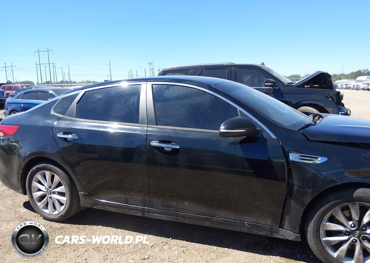 2017 Kia Optima Lx VIN:5XXGT4L36HG122651 - 14