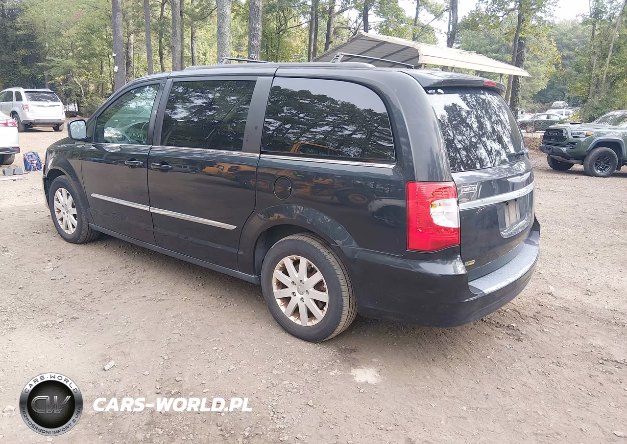 2016 Chrysler Town & Country Touring VIN:2C4RC1BG5GR187976 - 3